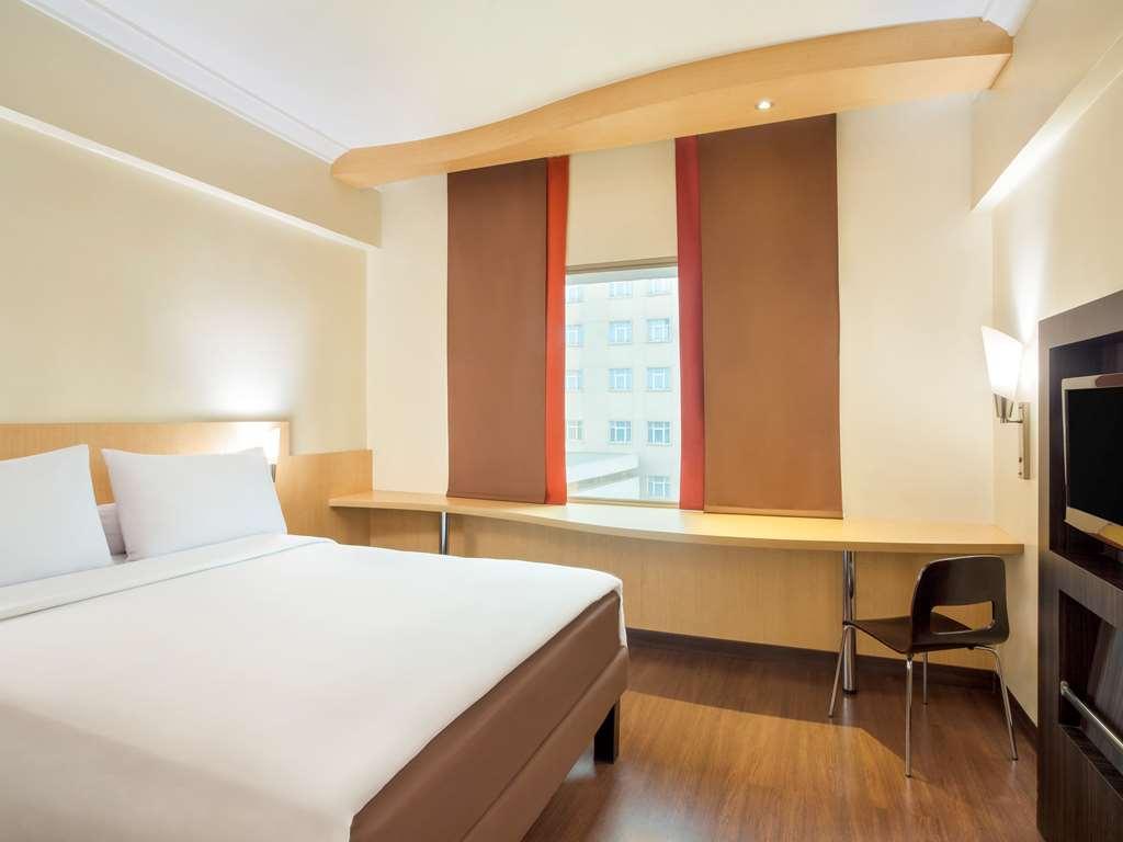 Tamarin Hotel Jakarta Manage By Vib Hospitality Management 客房 照片